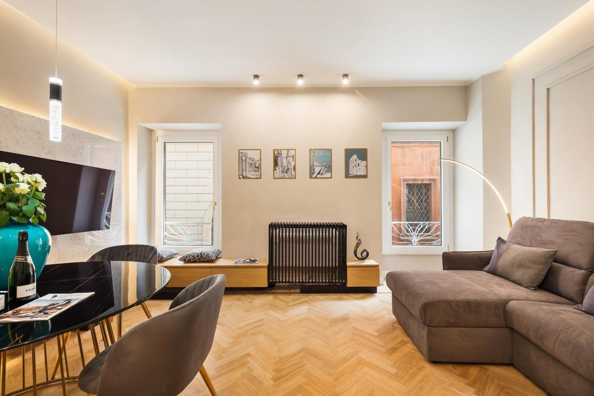 Apartment Spanish Steps Modern Gem